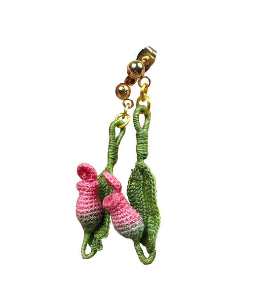 Micro Crochet Nepenthes Earrings – Handmade Pitcher Plant Earrings | Lightweight Botanical Jewelry | Unique Gift for Plant Lovers